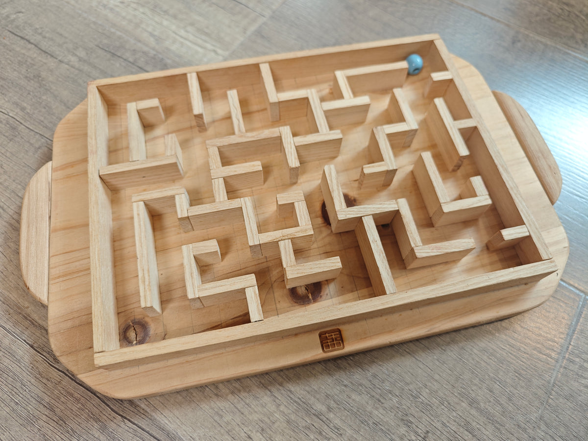 Stress Relief Fidget Toy – Handheld Marble Maze for Focus & Hand Exercise