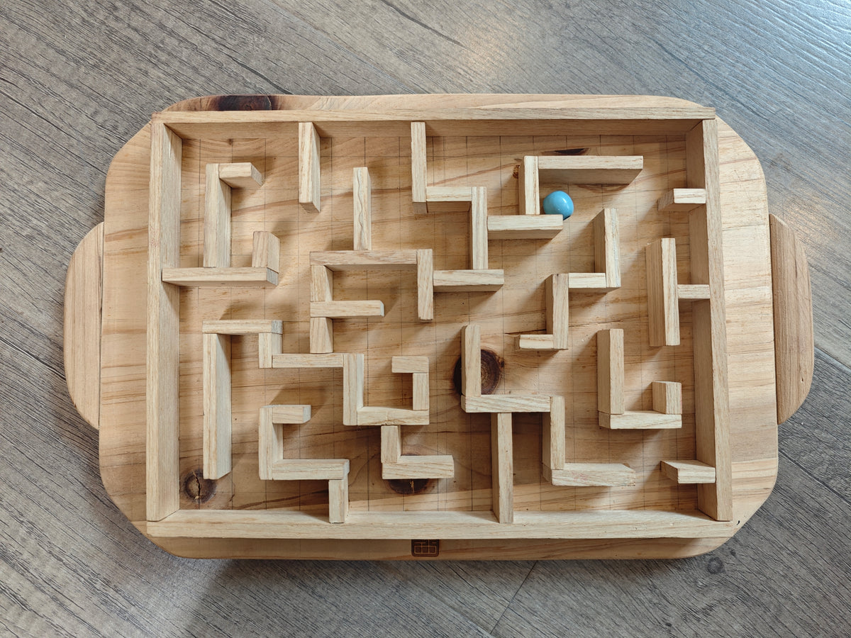 Stress Relief Fidget Toy – Handheld Marble Maze for Focus & Hand Exercise