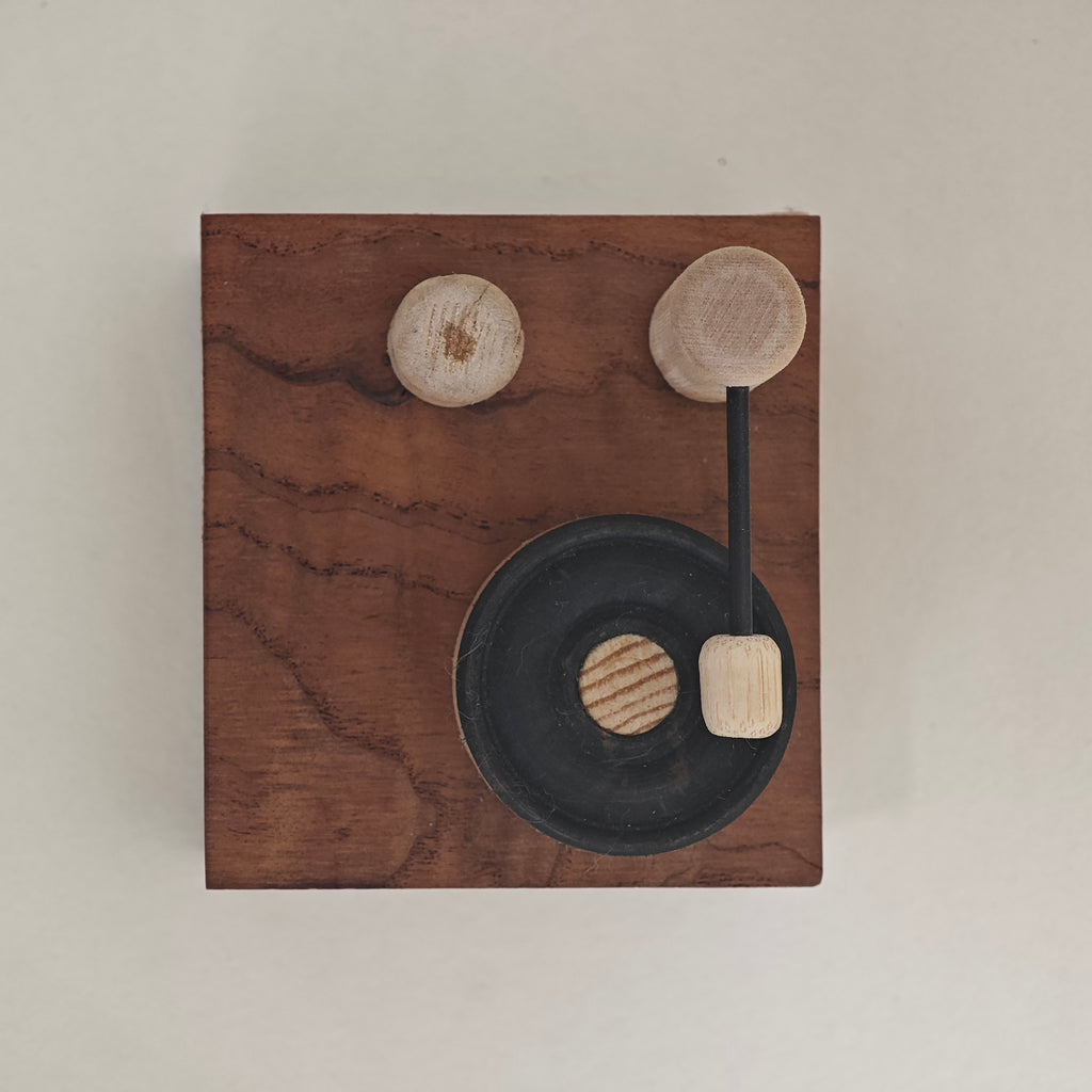 Mini Wooden Gramophone Toy – Vintage Record Player Design