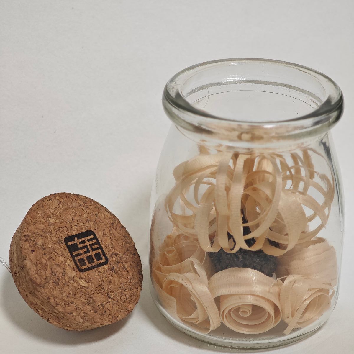 Romantic Rose Jar Night Light – Warm Fairy Lights in a Glass Jar